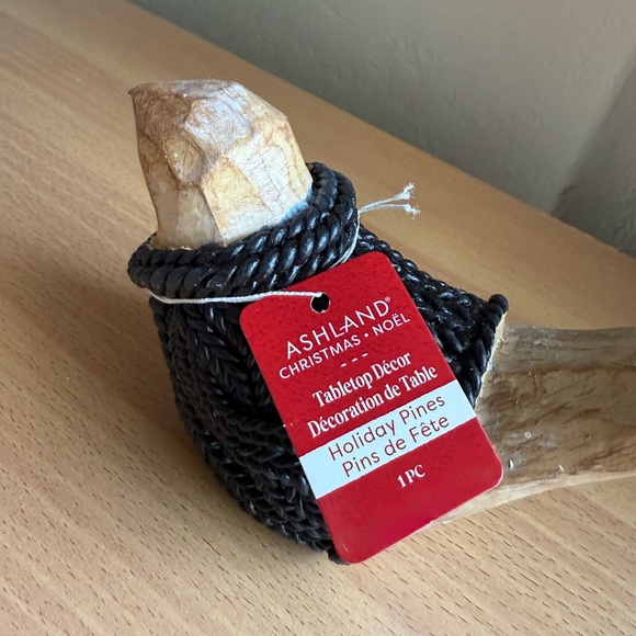 Wooden Bird with Sweater figurine home decor - Picture 6 of 10